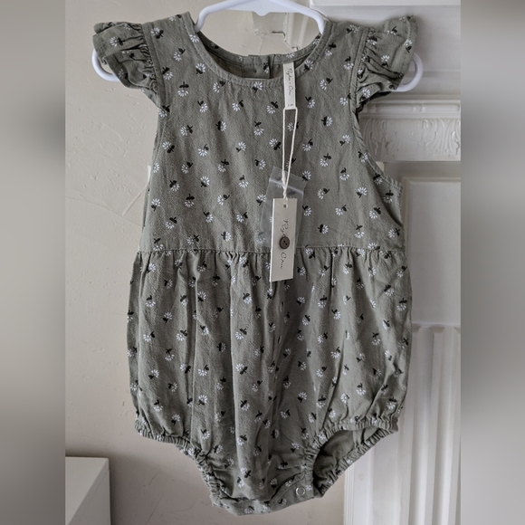Rylee + Cru | Baby Girl Amelia Romper Scatter - Picture 2 of 5